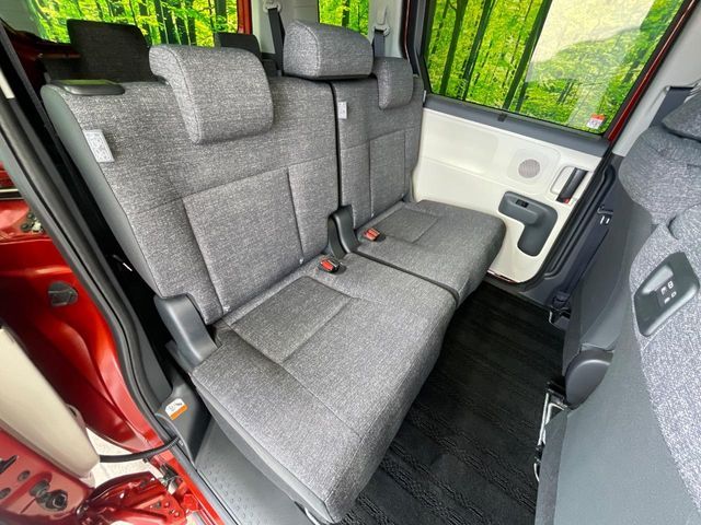 TOYOTA SIENTA HYBRID 2025 Image 31