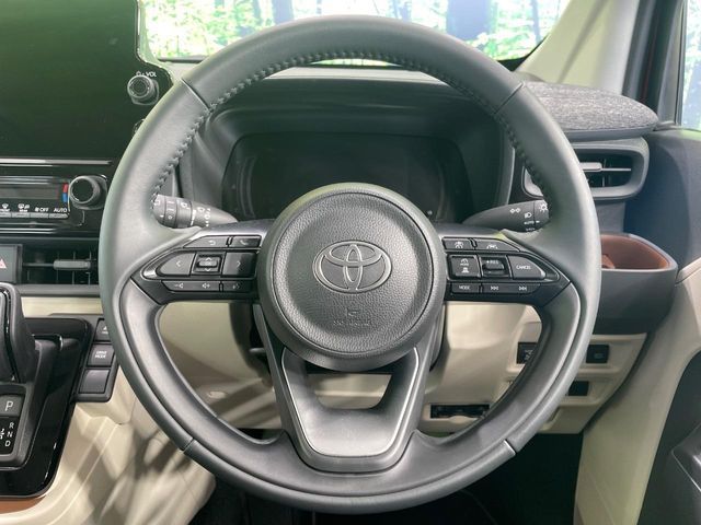 TOYOTA SIENTA HYBRID 2025 Image 31