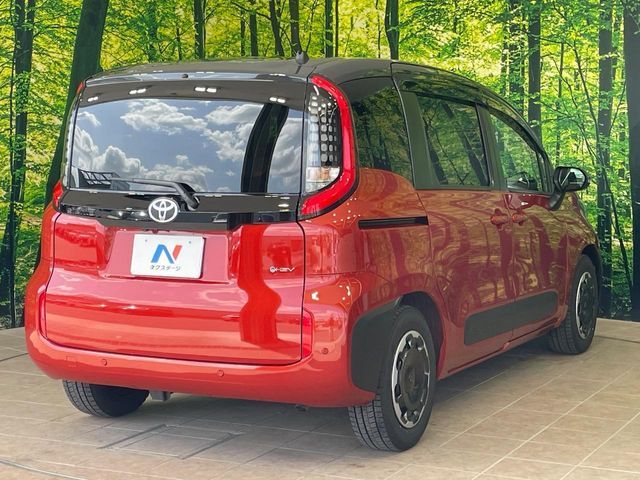 TOYOTA SIENTA HYBRID 2025 Image 31