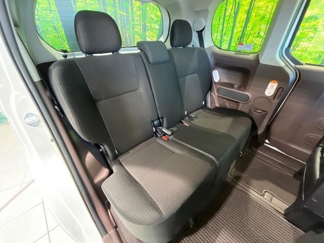 TOYOTA SPADE 2018 Image 31