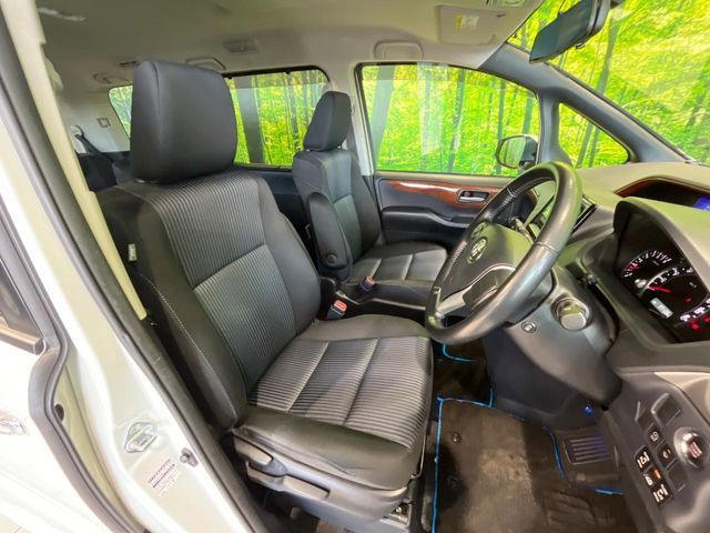 TOYOTA NOAH 2014 Image 31