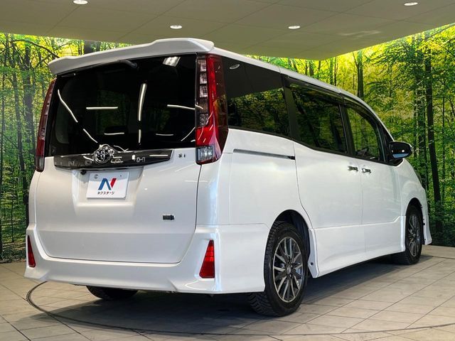 TOYOTA NOAH 2014 Image 31