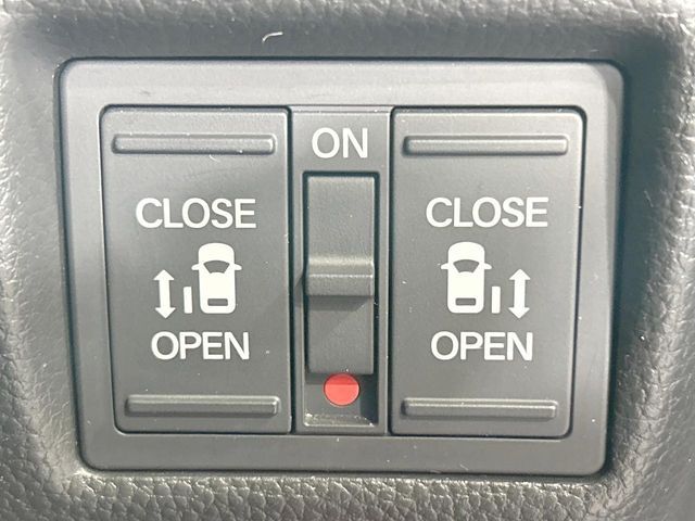 HONDA N BOX CUSTOM 4WD 2022 Image 31