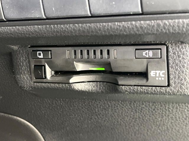 TOYOTA COROLLA TOURING HYBR 2020 Image 31