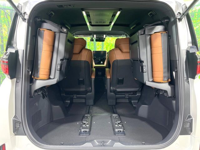 TOYOTA VELLFIRE  HYBRID 2024 Image 31