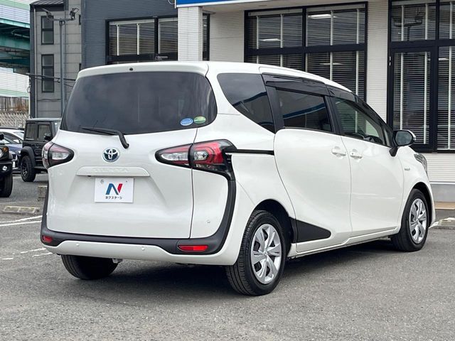 TOYOTA SIENTA HYBRID 2020 Image 31