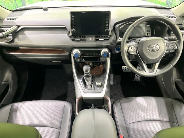 TOYOTA RAV4 HYBRID 4WD 2022 Image 31
