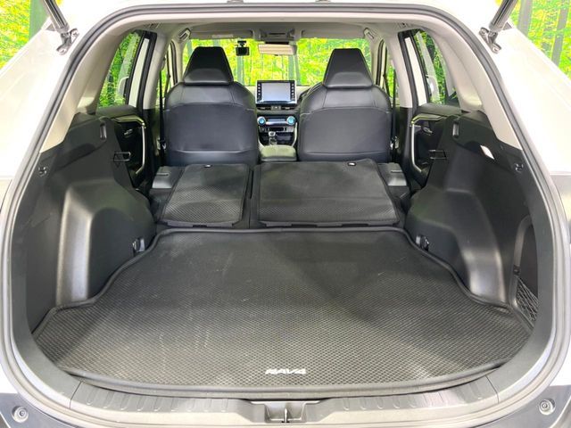 TOYOTA RAV4 HYBRID 4WD 2022 Image 31