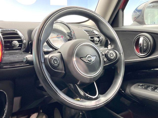 BMW MINI COOPER D CL 2017 Image 31