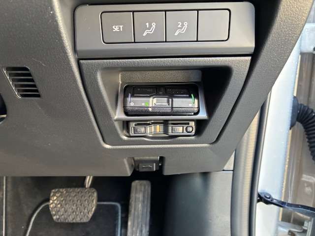 MAZDA CX-60 2025 Image 31