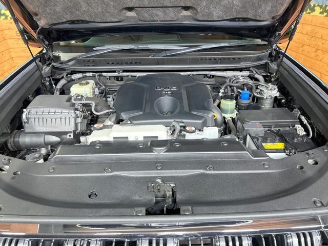 TOYOTA LANDCRUISER PRADO 2022 Image 31