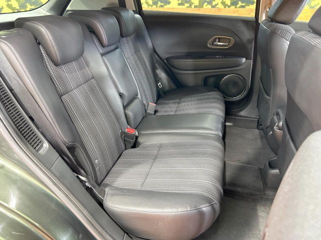 HONDA VEZEL HYBRID 2015 Image 31