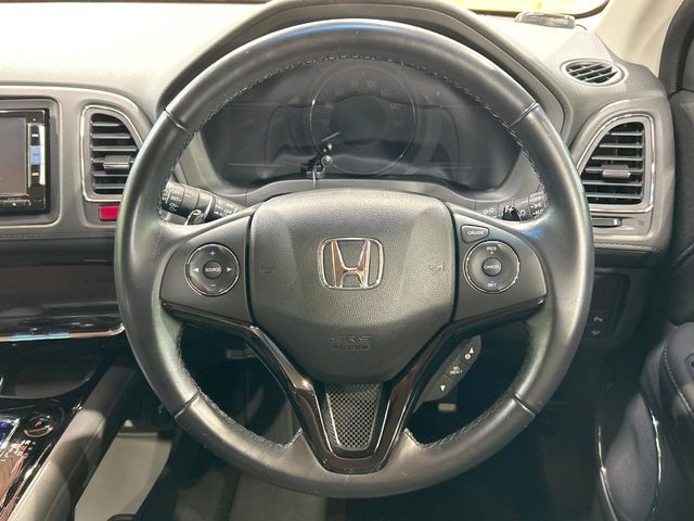 HONDA VEZEL HYBRID 2015 Image 31