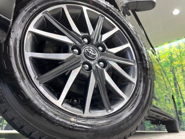 TOYOTA VOXY 2017 Image 31