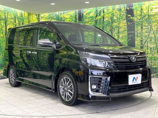 TOYOTA VOXY 2017 Image 31