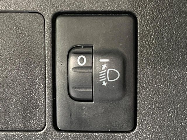 DAIHATSU HIJET TRUCK 4WD 2017 Image 31