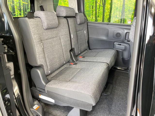 TOYOTA SIENTA HYBRID 2026 Image 31