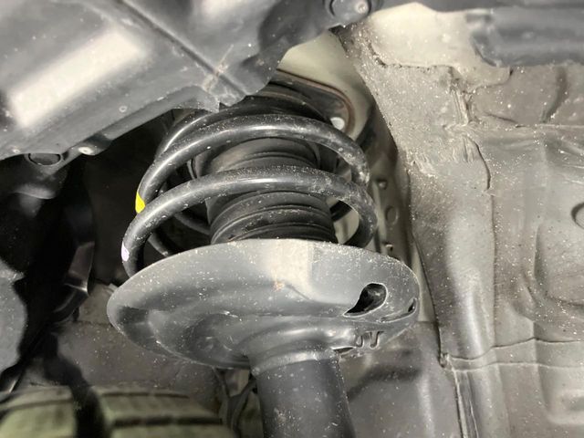 TOYOTA C-HR 2018 Image 31