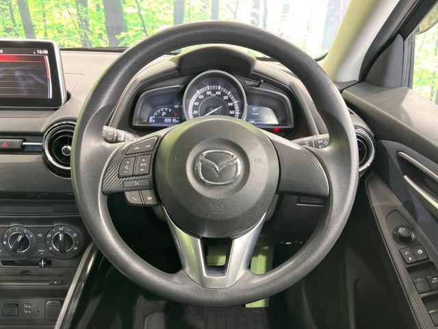 MAZDA DEMIO 2016 Image 31