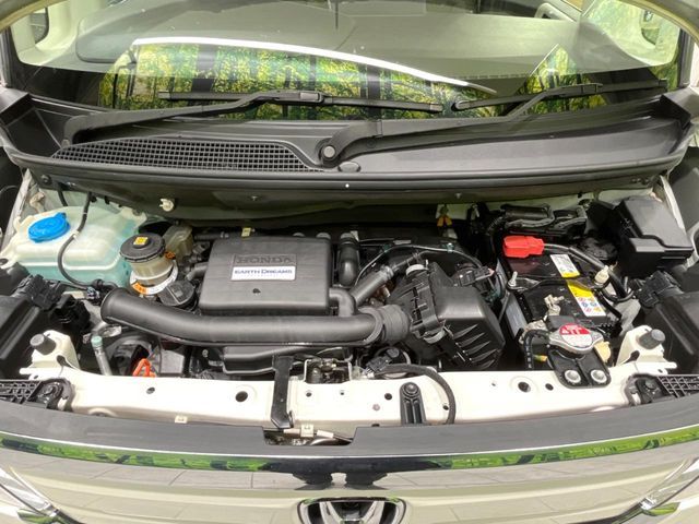 HONDA N BOX 2018 Image 31