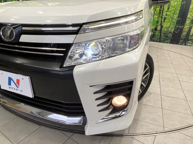 TOYOTA VOXY 2016 Image 31