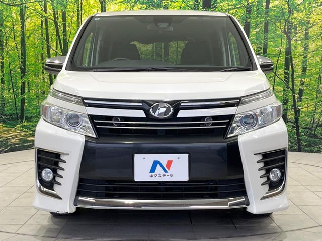 TOYOTA VOXY 2016 Image 31