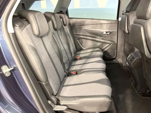 PEUGEOT 5008 2017 Image 31