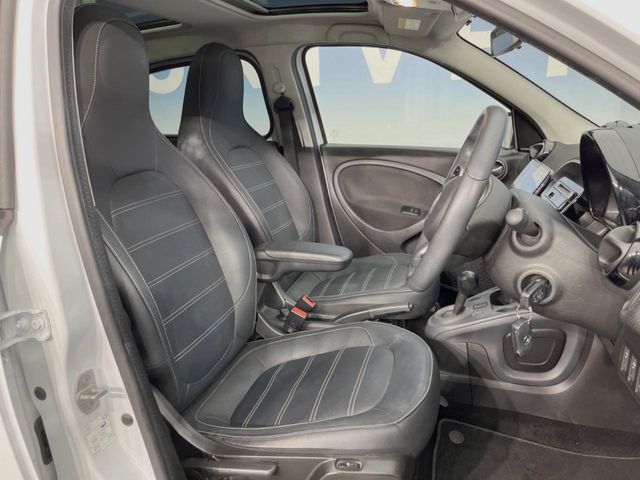 MCC SMART FORFOUR 2019 Image 31