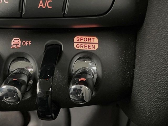 BMW MINI COOPER D 2021 Image 31