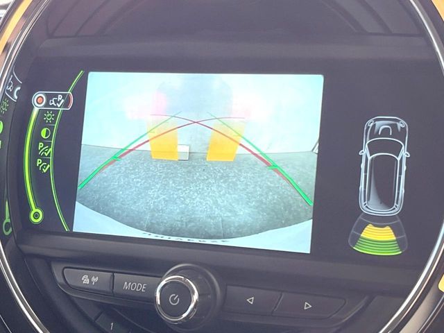 BMW MINI COOPER CLUB 2016 Image 31