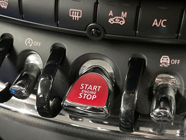 BMW MINI COOPER CLUB 2016 Image 31