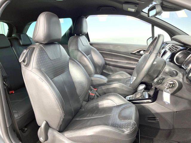 CITROEN DS3 2018 Image 31