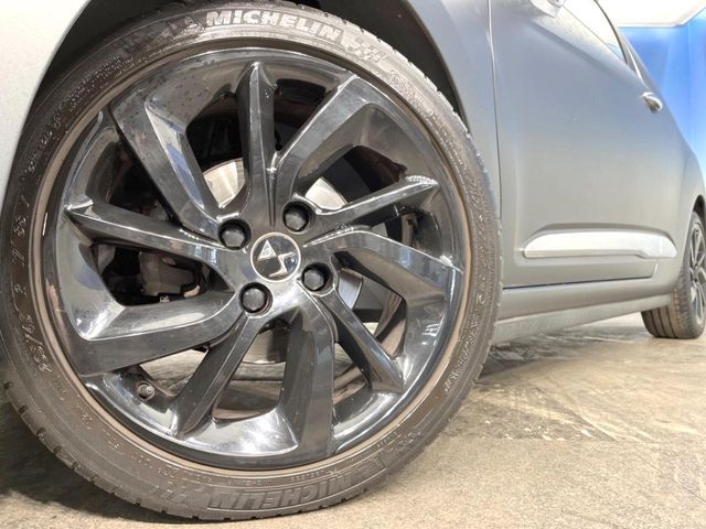 CITROEN DS3 2018 Image 31
