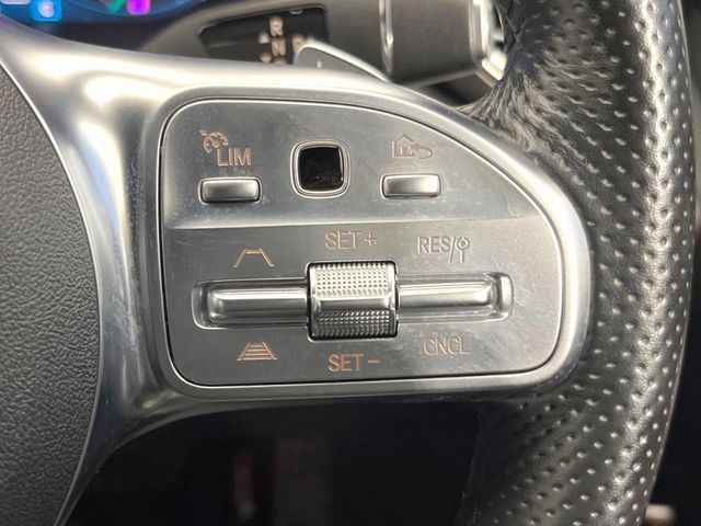 MERCEDES BENZ C CLAS 2019 Image 31