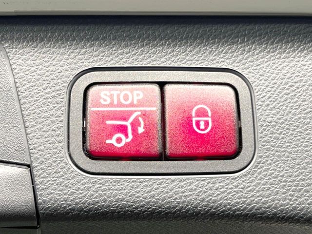 MERCEDES BENZ C CLAS 2019 Image 31