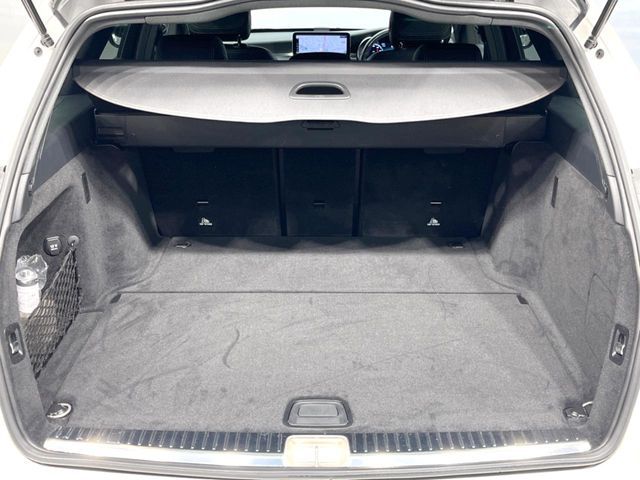 MERCEDES BENZ C CLAS 2019 Image 31