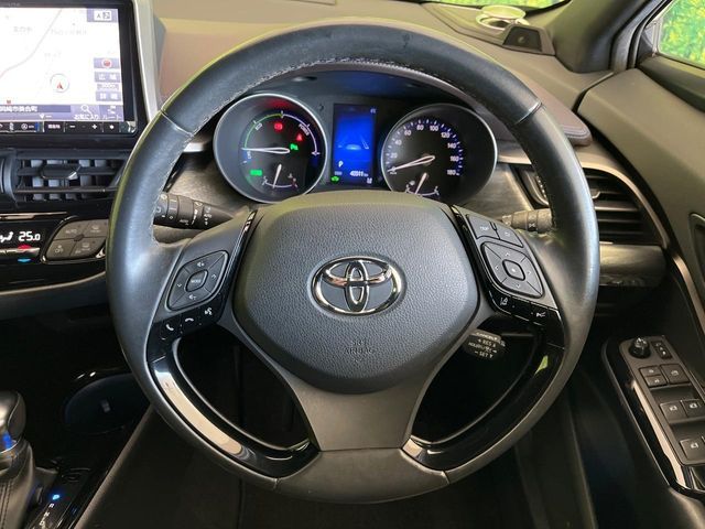 TOYOTA C-HR 2019 Image 31