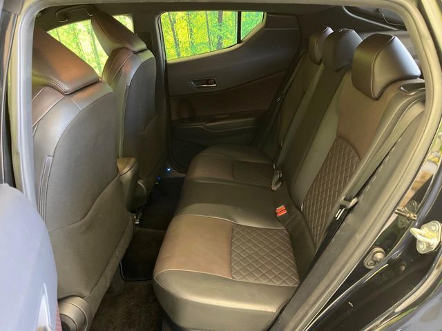 TOYOTA C-HR 2019 Image 31