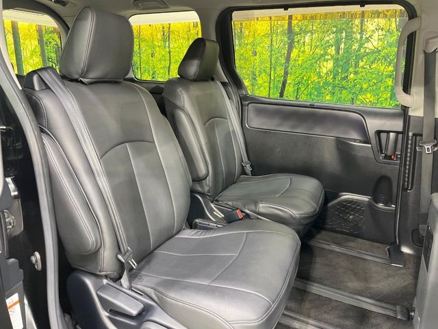 TOYOTA VOXY 2015 Image 31