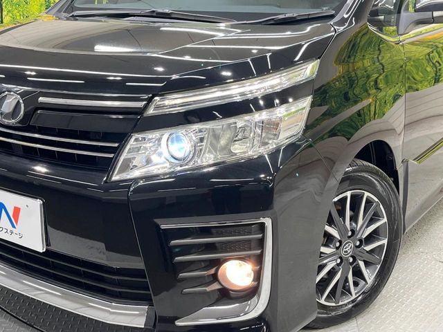 TOYOTA VOXY 2015 Image 31