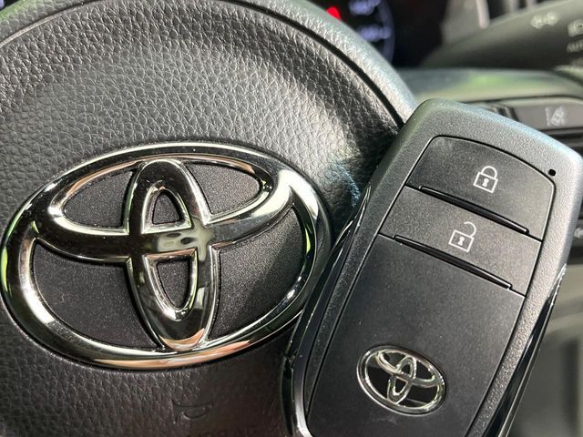 TOYOTA YARIS 2023 Image 31