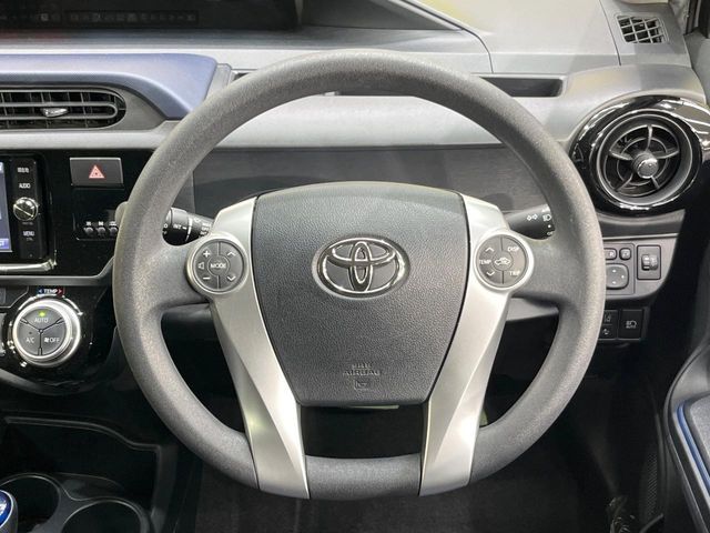 TOYOTA AQUA 2017 Image 31