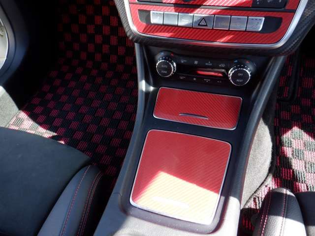 MERCEDES BENZ A CLAS 2017 Image 31