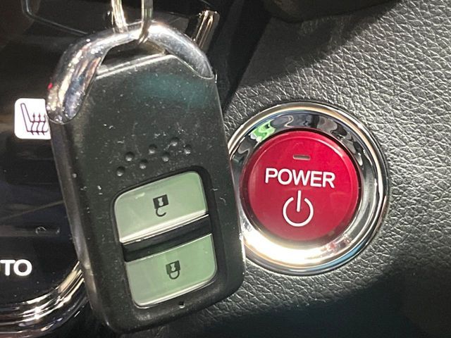 HONDA VEZEL HYBRID 2017 Image 31