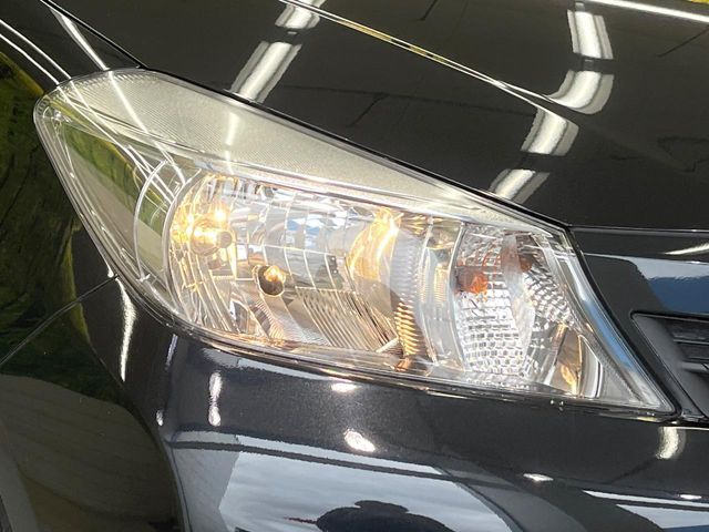 TOYOTA VITZ 2012 Image 31