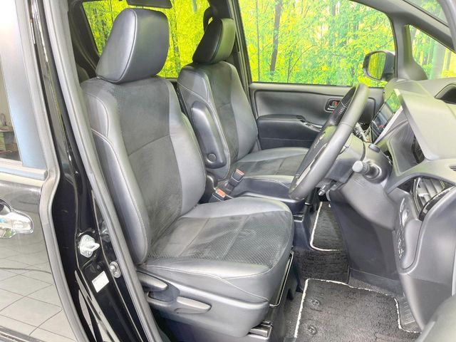 TOYOTA VOXY 2021 Image 31