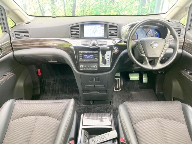 NISSAN ELGRAND 2014 Image 31