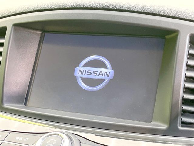 NISSAN ELGRAND 2014 Image 31