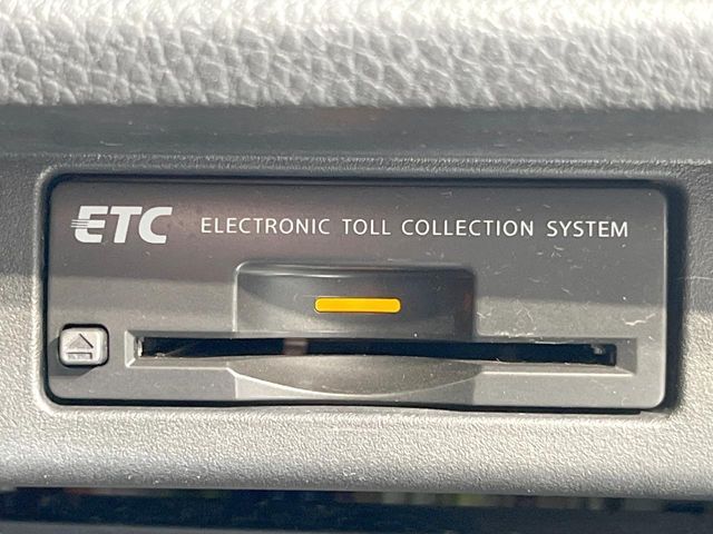 NISSAN ELGRAND 2014 Image 31