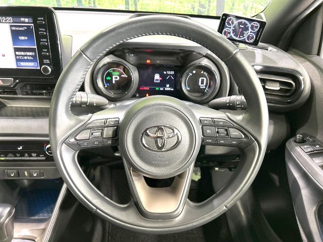 TOYOTA YARIS HYBRID 2020 Image 31